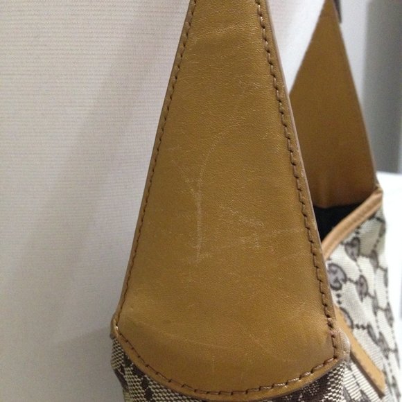 Gucci Beige and Brown Shoulder Bag - Picture 4 of 9